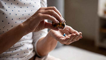 How to Choose a Smart Pill Box for Seniors? These 3 Options Are the Most Practical