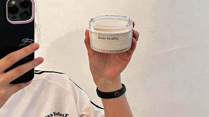 Clear Aligners vs. Traditional Braces: Which Travel Dental Kit Is More Troublesome?