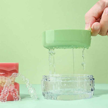 Compact Retainer Case - Mirror | Draining Tray - Pines